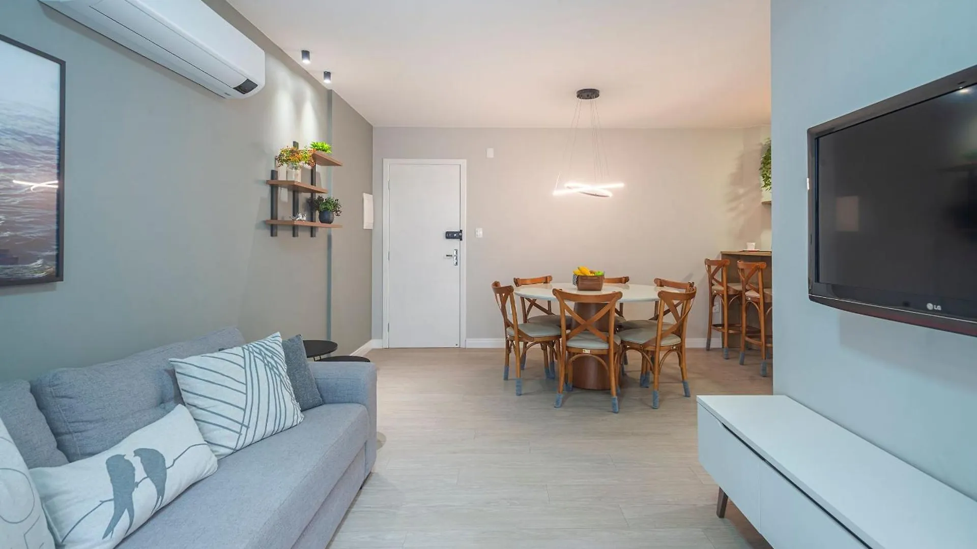 Holiday home Atrc104 - Lindo Ape, Quadra Mar, Recem Reformado Villa Balneario Camboriu